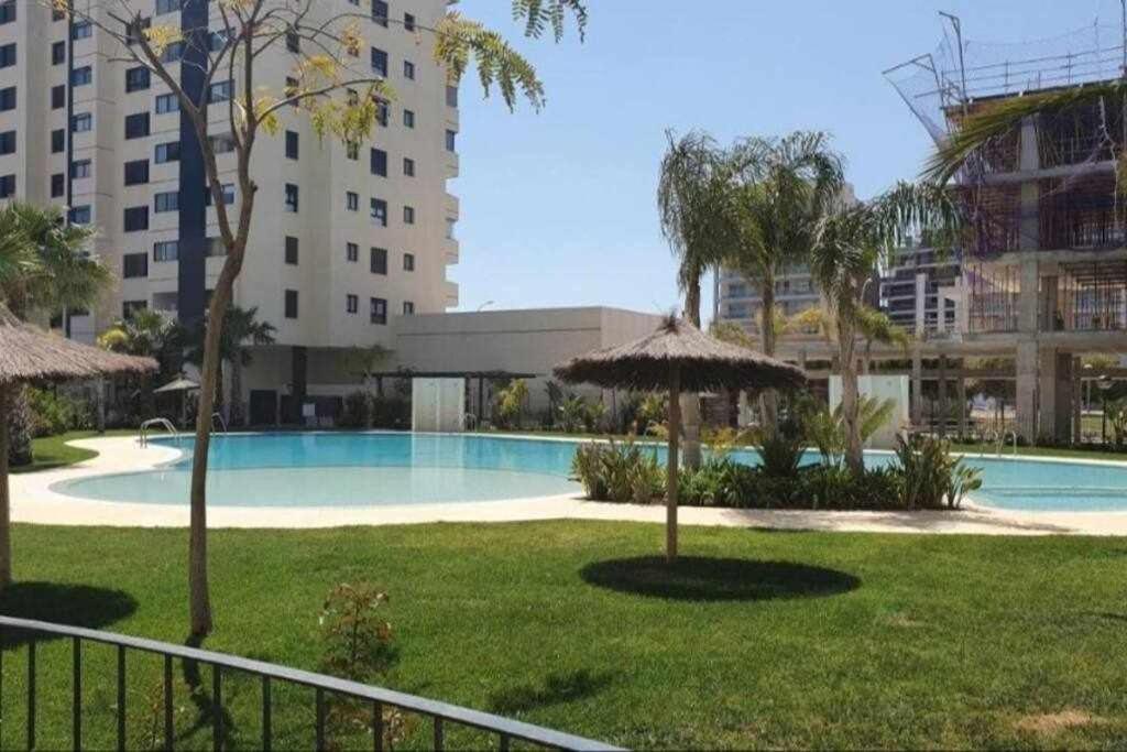 Parque Mariola 300m Beach Paradise Pool Paddle *