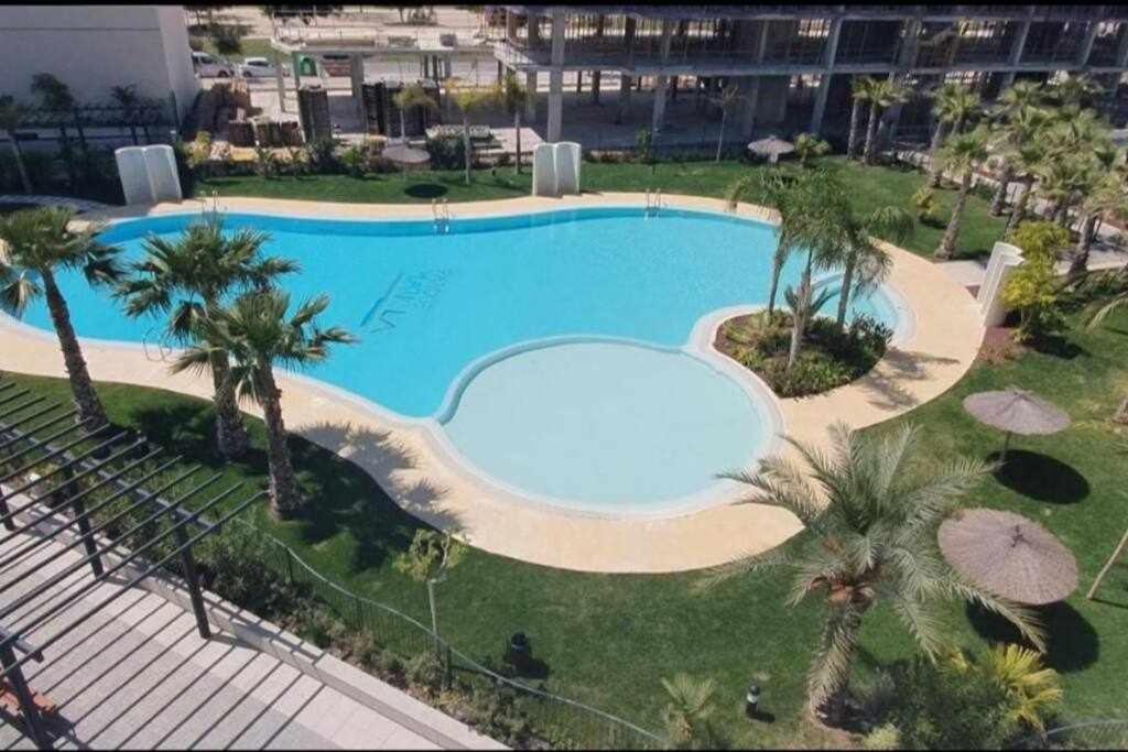 Parque Mariola 300m Paradise Pool Paddle